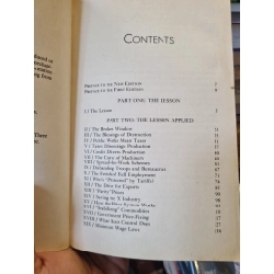 Economics In One Lesson : The Shortest & Surest Way to Understand Basic Economics - Henry Hazlitt 377055