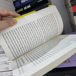 Tiền không bao giờ là đủ - Laura Vanderkam 601420