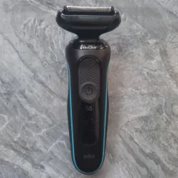 Máy Cạo râu Braun S5 791054