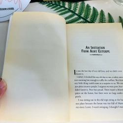 [Sách tiếng Anh 2hand] Like new 90% - Fair Weather - Richard Peck 507957