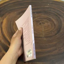 II Văn Học: Tình Thân - Thái Nguyễn Bạch Liên - 2004 1010416