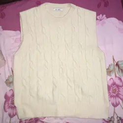 Áo ghi lê nữ size L màu kem mới 90%