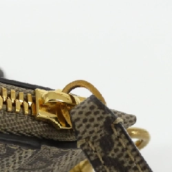 Gucci 681706 UQOAT ví đựng tiền 621049