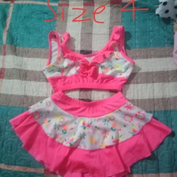 Đồ bơi size 4