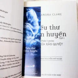 Sách: Tiểu thư đêm huyền (bộ 2 tập) 761445