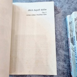 Bích huyết kiếm - Kim Dung ( trọn bộ 4 tập) 183222