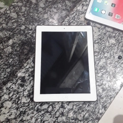 Ipad 2 đọc báo, giải trí 