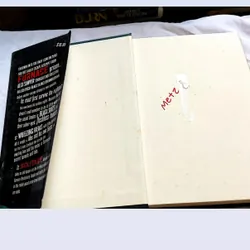 Solitary escape from furnace (Alexander Gordon Smith) 732630