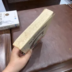 The Dragon’s Village – Yuan-tsung Chen - K4 1018767