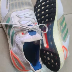 Giày thể thao chạy bộ Adidas UltraBoost màu Trắng xám phối cam