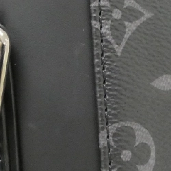 Túi đeo chéo Louis Vuitton Monogram Eclipse Voyage PM M40511 611797