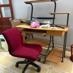 Bàn học học sinh + Ghế xoay văn phòng gỗ phối thép có kệ đa năng