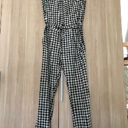 Jumsuit mới 100% mất tag size M