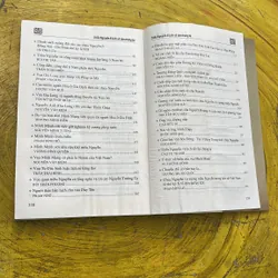 TRIỀU NGUYỄN VÀ LỊCH SỬ CỦA CHÚNG TA nhiều tác giả 689632