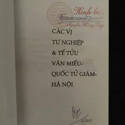 Các vị tư nghiệp & tế tửu văn miếu quốc tử giám Hà Nội ( có chữ ký)  1005174