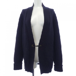 Cái áo khoác YURI PARK