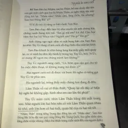 Ngoảnh lại mỉm cười - Đông bôn tây cố 1002498