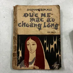 Đức mẹ mặc áo choàng lông