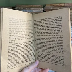 Truyện ngắn Hoa Từng Mùa của Andre Maurois 719681