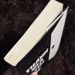 Thánh địa tội ác  998254