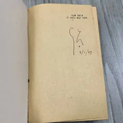 Ban trưa ở phía mặt trời, tiểu thuyết. 6b2 718618