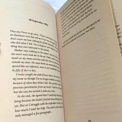 The Stone Chamber - Kate Ellis 732631