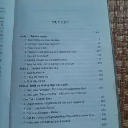 TRONG BÓNG TỐI ĐIỆN KREMLI 1024856