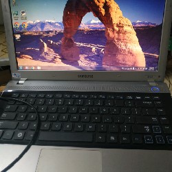 Laptop Samsung RV409 Core i3 Ram 4gb 8297