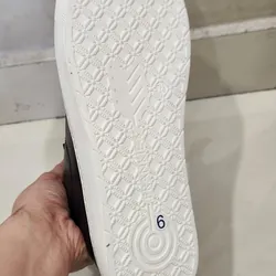 Giày sneaker size 37.5 (24cm) 679943