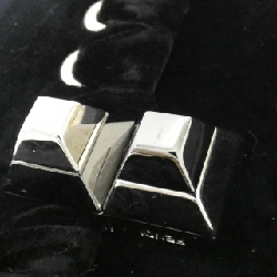 Túi đeo vai KAN I MINI 8M0381 A44K của Fendi - Hàng hiệu Chính hãng 767129