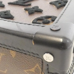 Túi xách mềm dọc Monogram Taffeta Louis Vuitton M45044 609958