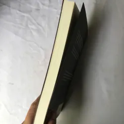 Sách đã qua sử dụng Kẻ Xa Lạ - Trần Nghiên Nhất 999012