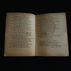 Kinh khuyên đời tu niệm  731848