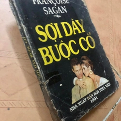 Sách Sợi dây buộc cổ - Francoise Sagan nguyên tác, Mai Hương dịch 307010