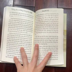 Những đứa trẻ không bao giờ lớn - tản văn dương minh tuấn 2018 nxb VH 1025858