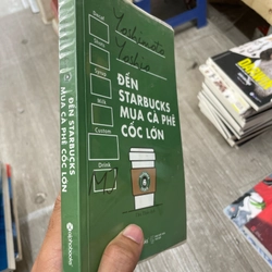 Đến Starbucks mua cà phê cốc lớn 362733