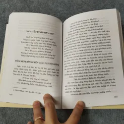 THẨM BÌNH THƠ CA TIẾNG VIỆT NGUYỄN ÁI QUỐC - HỒ CHÍ MINH 700993