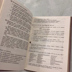 Tiếng Nga quyển 4 (Sách học sinh) 1005278