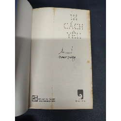 12 cách yêu mới 80% ố vàng 2016 có chữ ký tác giả HCM1406 Hamler Trương SÁCH VĂN HỌC 915413