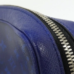 Túi đeo chéo Louis Vuitton Taiga Lama Outdoor Messenger PM M30242 - Hàng hiệu Chính hãng 767065