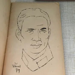 Tập ca khúc Cảm xúc tháng mười-Nguyễn Thành 960282