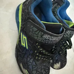 GIÀY SNEAKER THƯƠNG HIỆU SKECHERS CHO BÉ TRAI 3-4T 654117