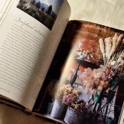 Lucy Hunter - The Flower Hunter: Creating a Floral Love Story Inspired by the Seasons 957122