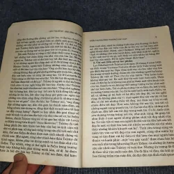 LEV TOLSTOY: ĐẠI VĂN HÀO NGA 957446