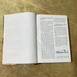 THẾ GIỚI QUANH TA TẬP 2- CON NGƯỜI VÀ SỰ SỐNG 736531