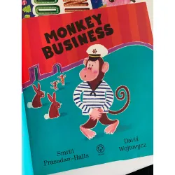 Monkey Business – Smriti Prasadam-Halls & David Wojtowycz 561094
