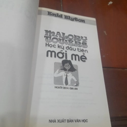 Malory Towers - HỌC KỲ ĐẦU TIÊN MỚI MẺ 525252