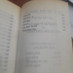 Hồ Chí Minh - NHẬT KÝ TRONG TÙ và những bài thơ khác 460056