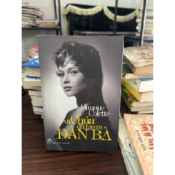 Và Chúa đã tạo ra đàn bà- Simone Colette 928831