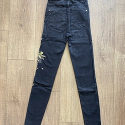 Quần skinny Jean Zara Authentic màu đen size 34  313018